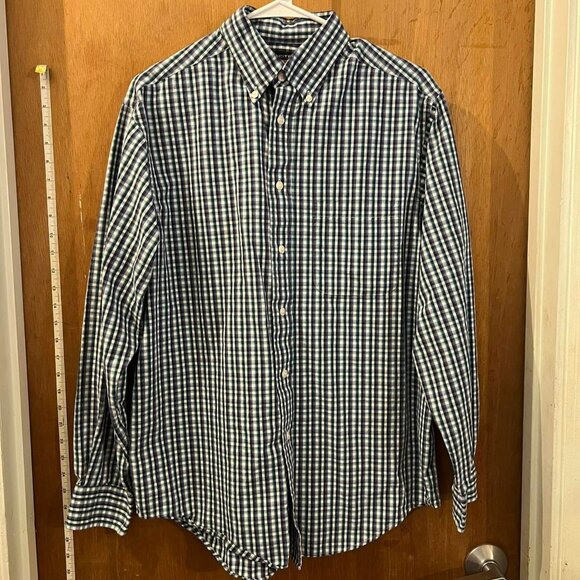 Size M - Roundtree & York - Men's Multi-Colored Plaid Long Sleeve Button-Down - Picture 1 of 6